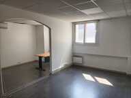 IVRY-SUR-SEINE BUREAUX 70,60 M² — photo 3