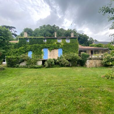 Maison 8 pièces 220500 €