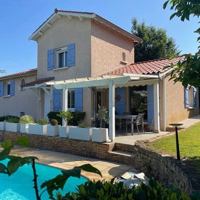 Maison 6 pièces 610000 €