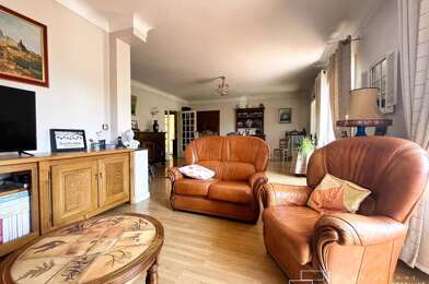 Appartement 3 pièces 160000 €