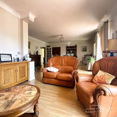 Appartement 3 pièces 160000 €