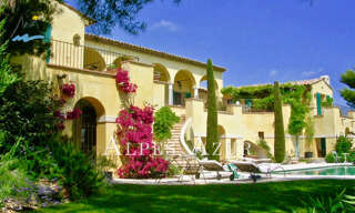 Maison 5 Pièces 251 m² à vendre à Nice (06000)