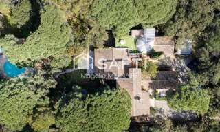 Maison 12 Pièces 288 m² à vendre à Roquebrune-sur-Argens (83520)