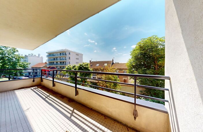 A VENDRE - BD PASTEUR - PONSARDIN - 2 CHAMBRES, BALCONS, GARAGE, — photo 4