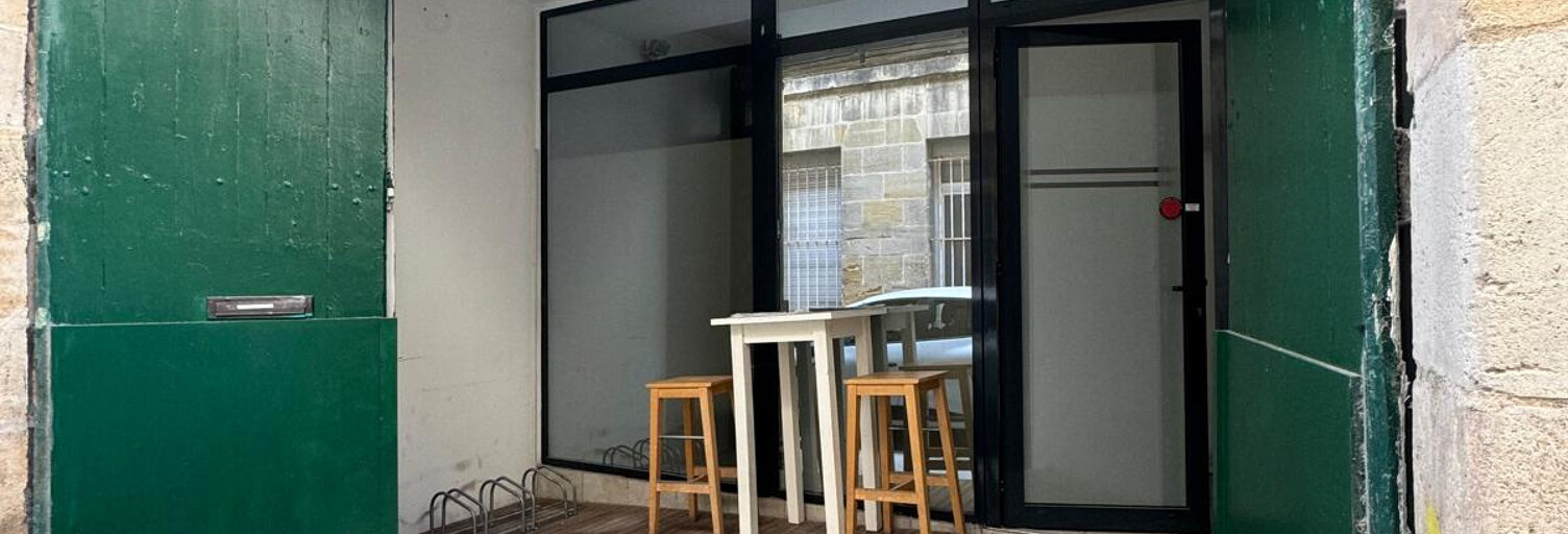 Bureau  42 m² à louer à Bordeaux (33800)