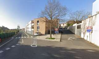 Garage   m² à louer à Dardilly (69570)