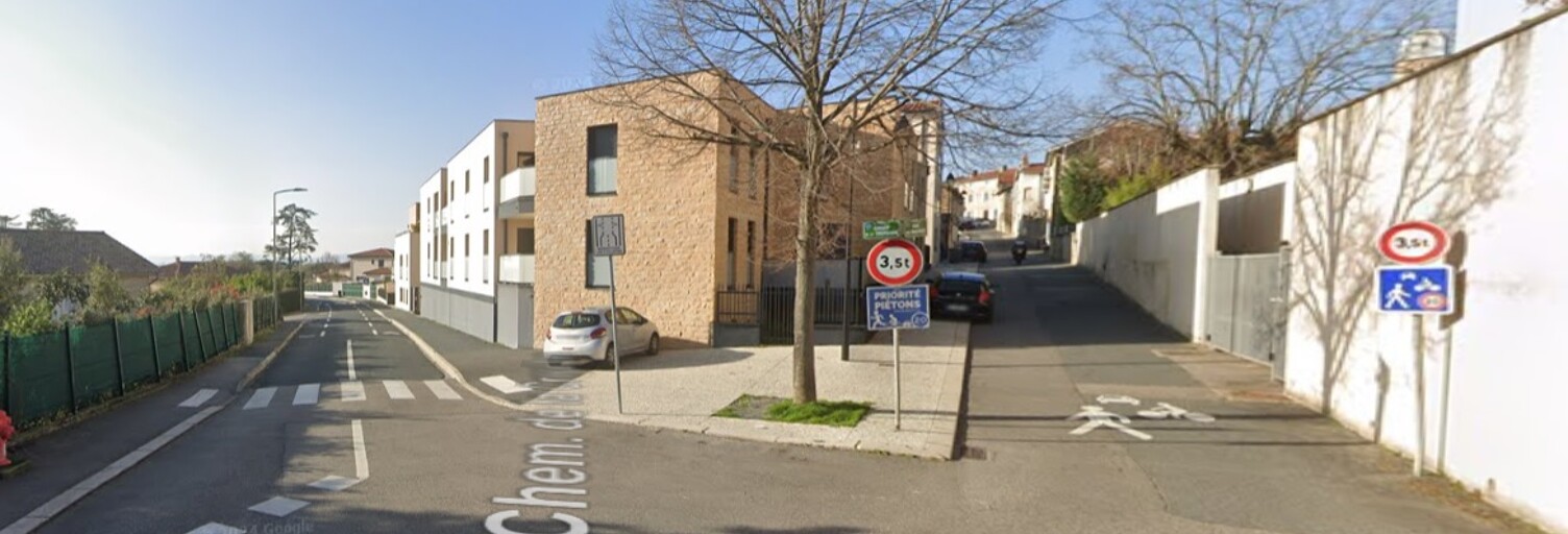 Garage   m² à louer à Dardilly (69570)