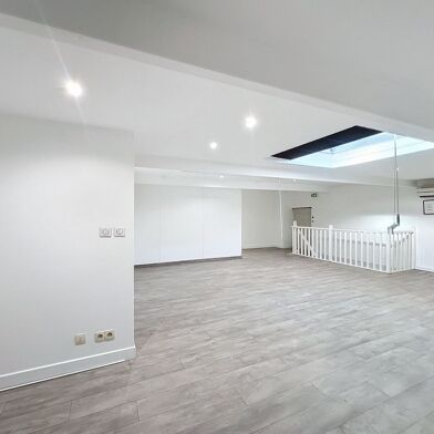 Commerce  375000 €