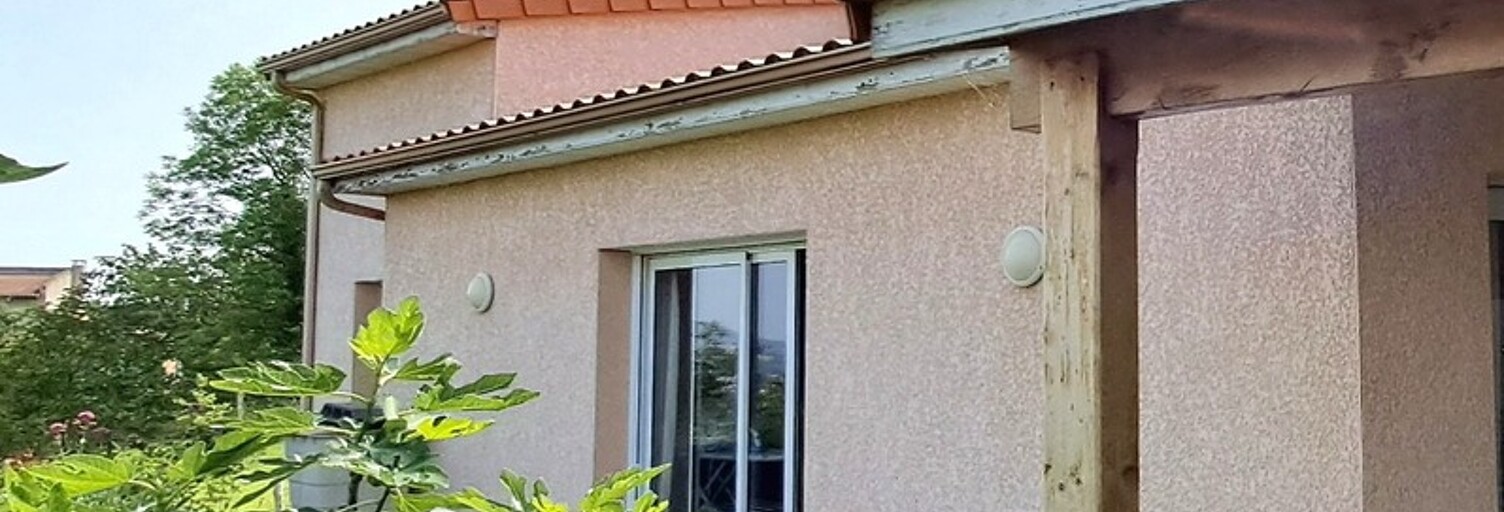 Maison  163 m² à vendre à La Roche-Noire (63800)