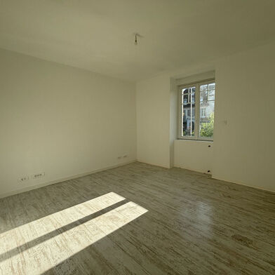 Appartement 6 pièces 99800 €