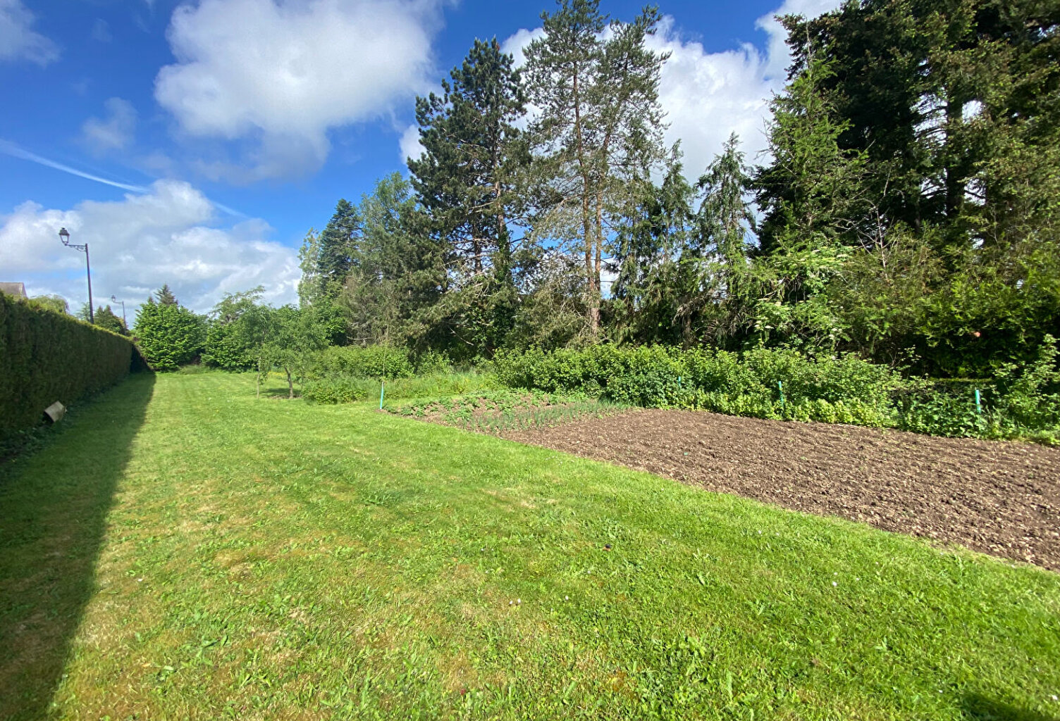 Terrain Aulnay Sur Iton 654 m2 — photo 1