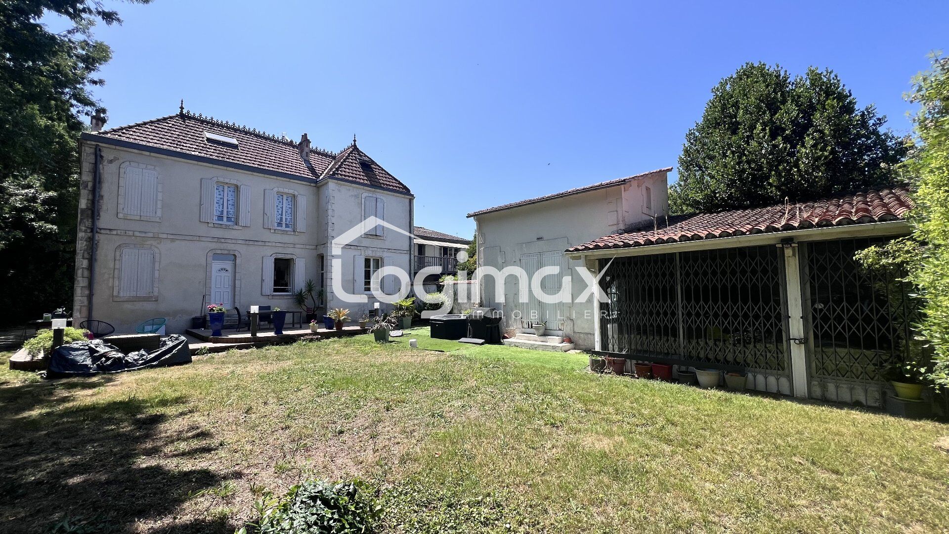 Villa / Maison  T6 à vendre Rochelle (La) 17000
