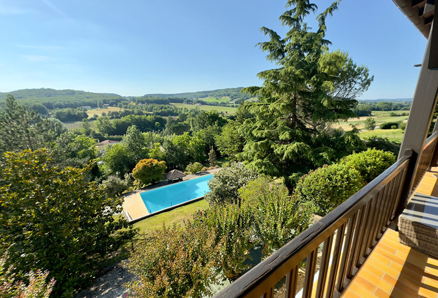 Maison familiale proche de Penne d'Agenais avec vue panoramique — photo 1