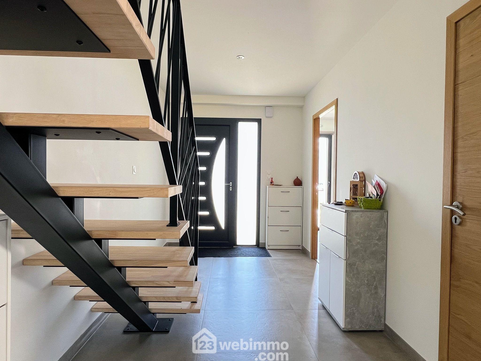 Maison - 137m² - Montreuil-Juigné