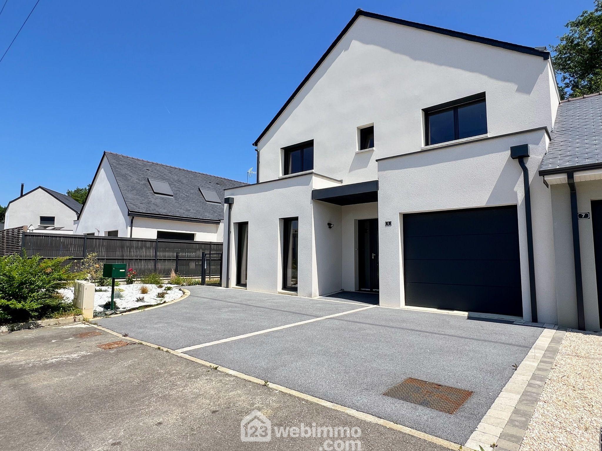 Maison - 137m² - Montreuil-Juigné