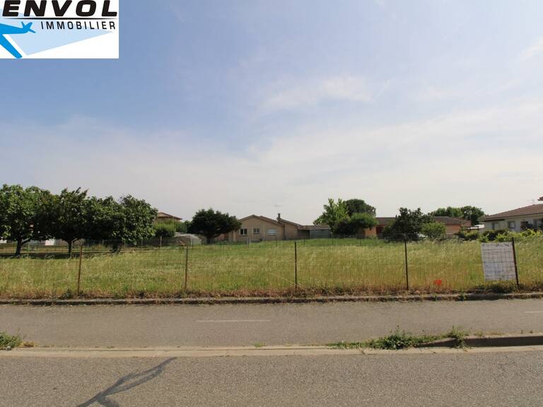 Terrain — photo 1