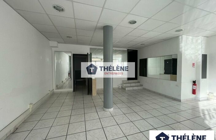 BUREAUX à VENDRE — photo 2