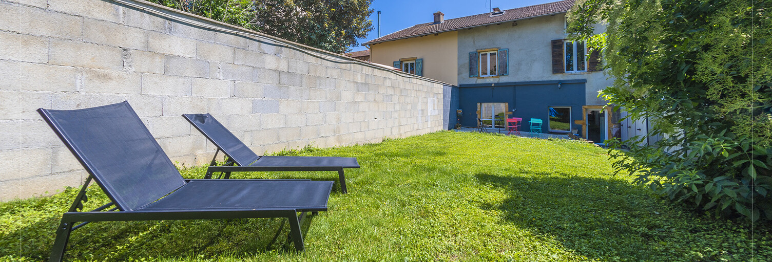 Maison 7 Pièces 140 m² à vendre à Val d'Oingt (69620)
