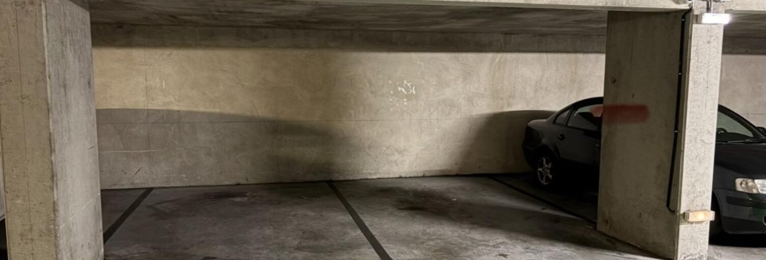 Garage   m² à vendre à Lille (59000)