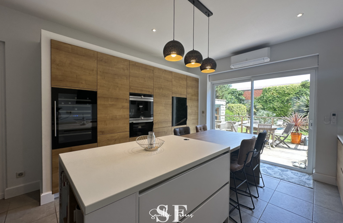 AGEN HYPER CENTRE MAISON D'EXCEPTION AVEC GARAGE JARDIN ET PISCINE — photo 2