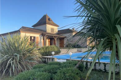 Maison 5 pièces 399900 €