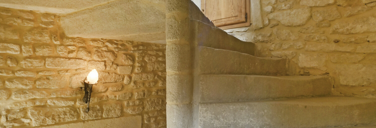 Maison 7 Pièces 280 m² à vendre à Meynes (30840)