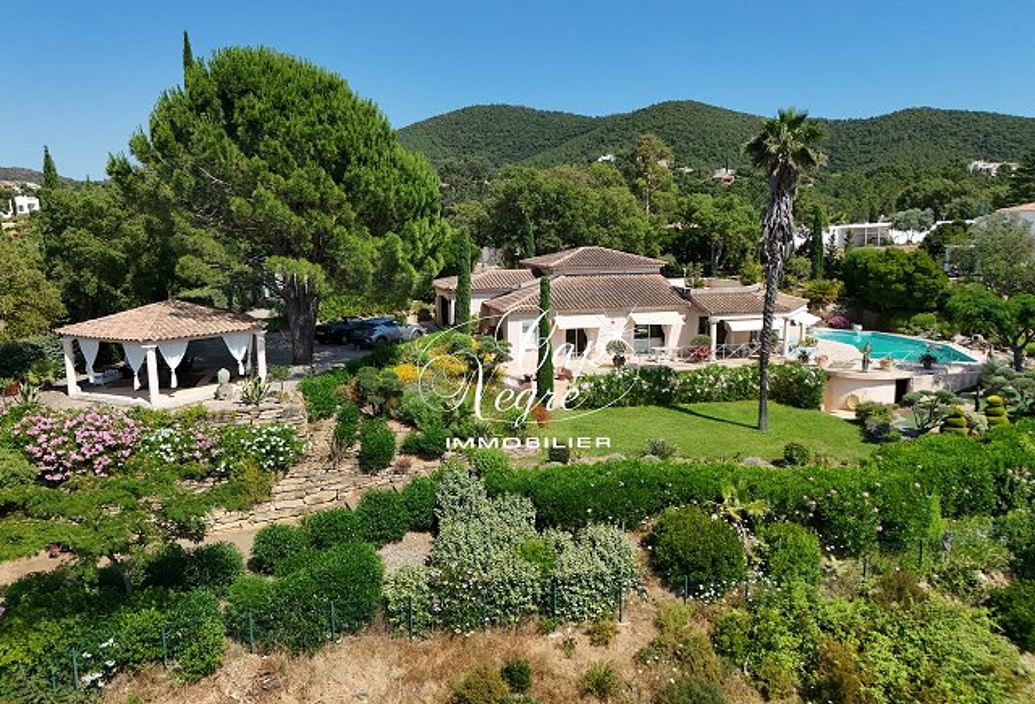 VILLA DE 171M² AU COEUR DE LA NATURE À VENDRE À VALCROS — photo 1