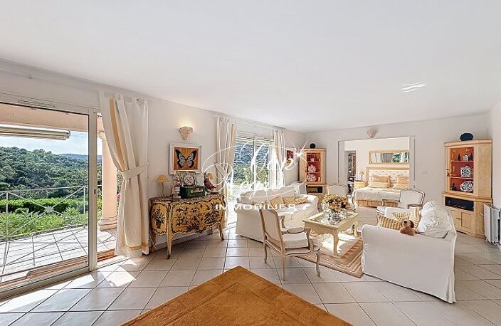VILLA DE 171M² AU COEUR DE LA NATURE À VENDRE À VALCROS — photo 4