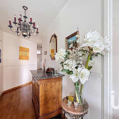 Appartement 4 pièces 780000 €