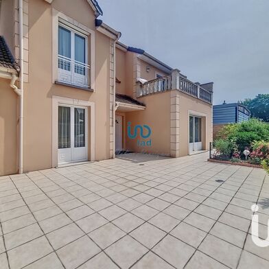 Maison 7 pièces 599000 €