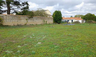 Terrain  1277 m² à vendre à Avrillé (85440)
