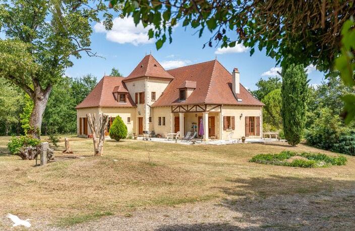 Vente maison 11 pièces 343 m² Lauzun (47410) — photo 2