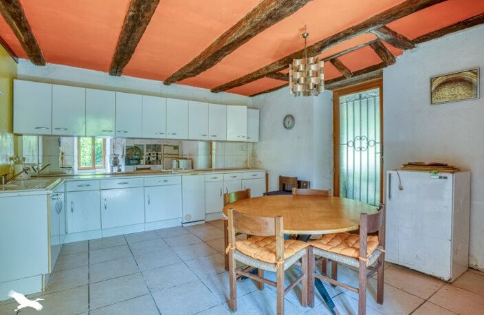 Maison en pierre de 8 pièces principales — photo 3