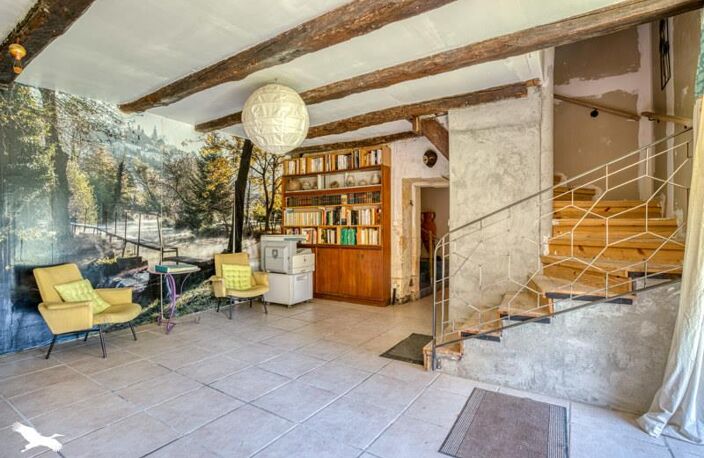 Maison en pierre de 8 pièces principales — photo 4