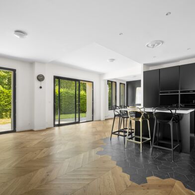 Maison 6 pièces 698000 €