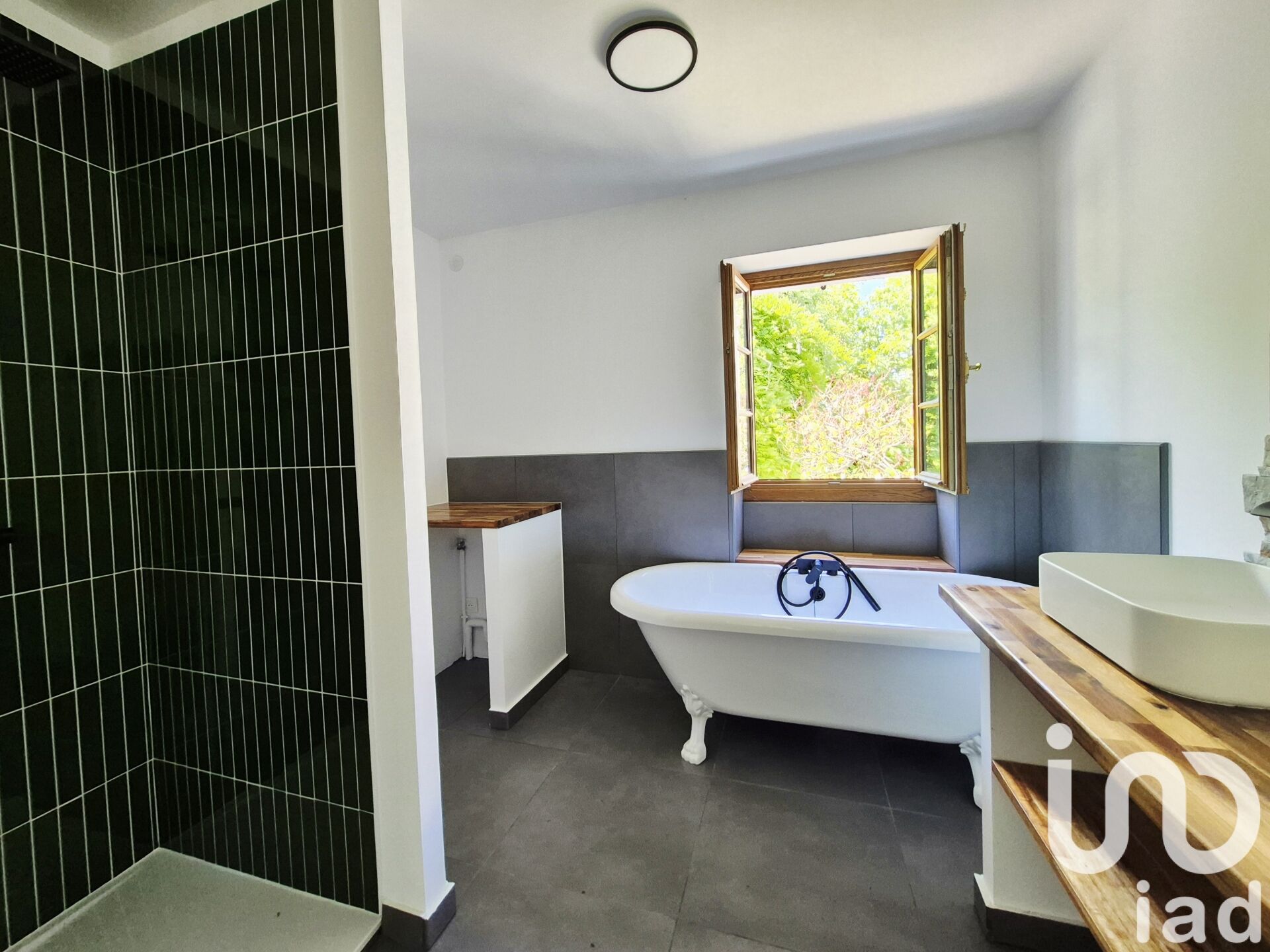 Mery-sur-Oise - 134m² - 6p. - 4ch.