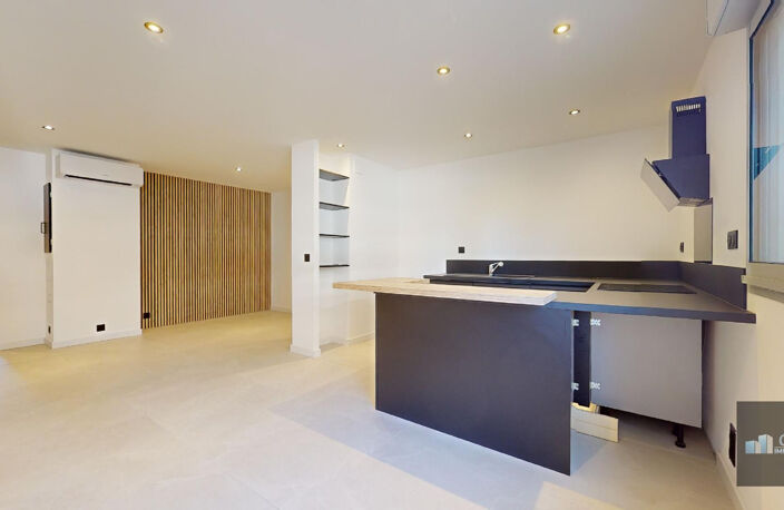 LE LAVANDOU - Appartement de type T3 de 68.5 m2 avec place de stationnement — photo 3