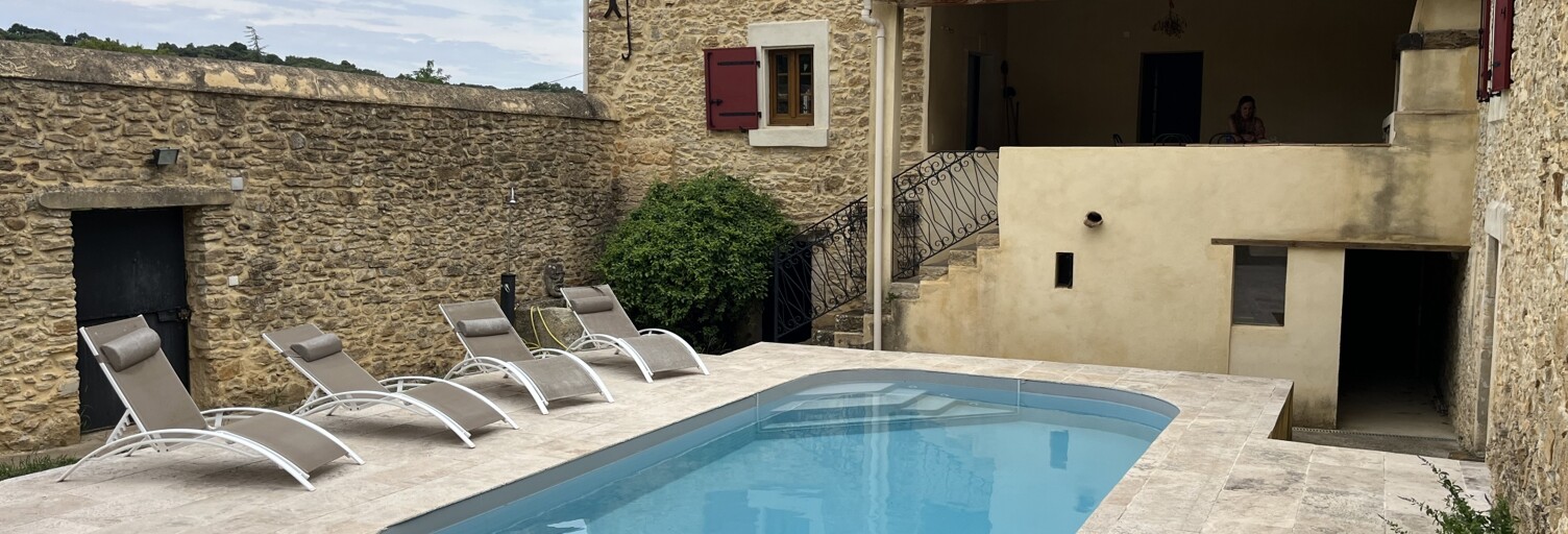 Maison 8 Pièces 173 m² à vendre à Sabran (30200)