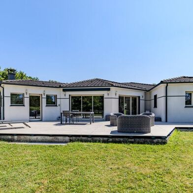 Maison 7 pièces 579000 €