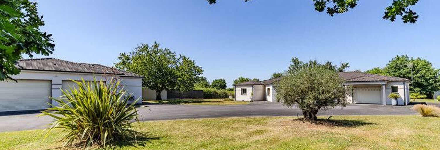 Maison 7 Pièces 295 m² à vendre à Les Peintures (33230)