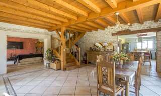 Maison 6 Pièces 220 m² à vendre à Moragne (17430)