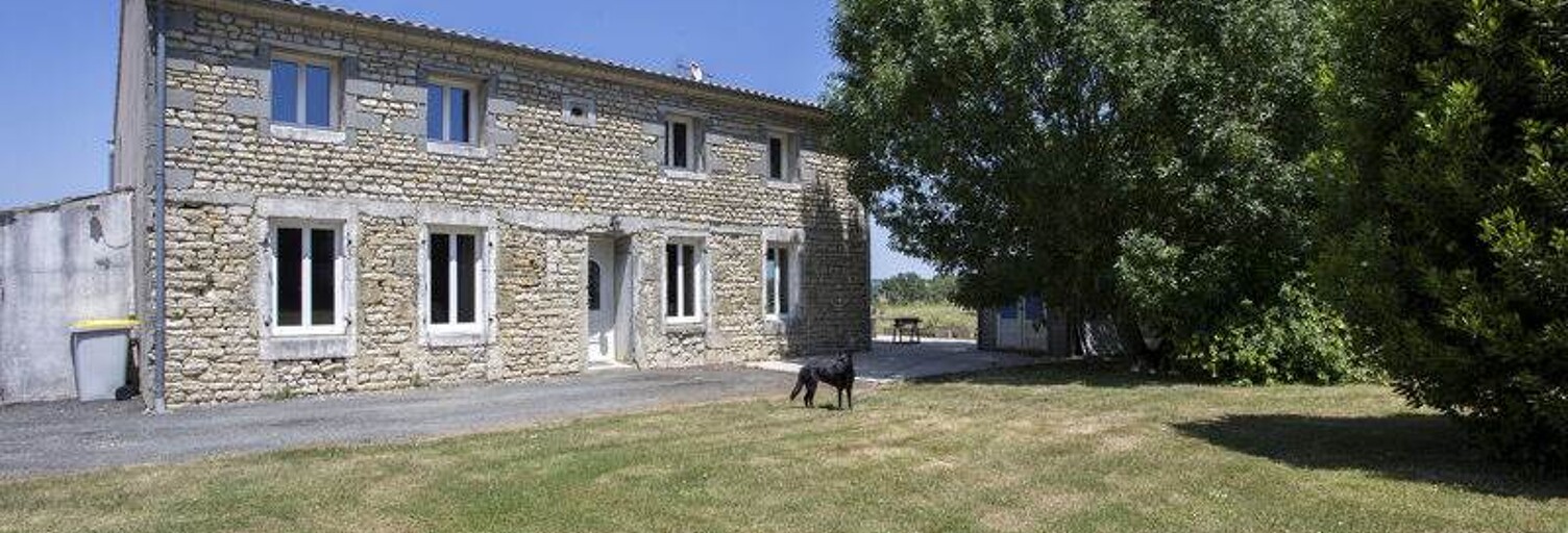 Maison 6 Pièces 220 m² à vendre à Moragne (17430)