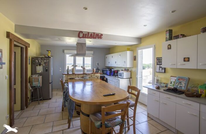 Vente maison 6 pièces 220 m² Tonnay-Charente (17430) — photo 3