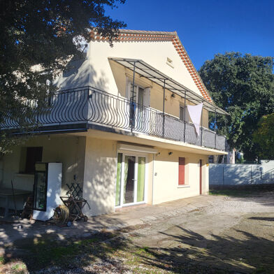 Maison 8 pièces 377000 €