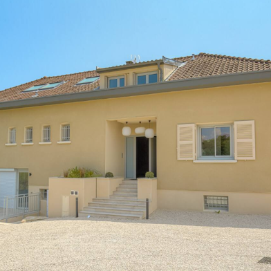 Appartement 3 pièces 1500 €