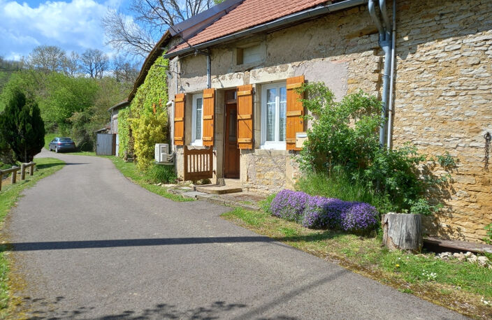 MAISON DE VILLAGE — photo 4