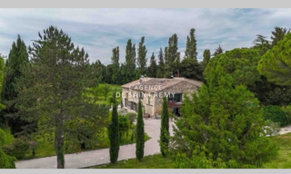 Maison  450 m² à vendre à Rognonas (13870)