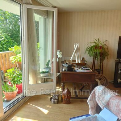 Appartement 3 pièces 128000 €