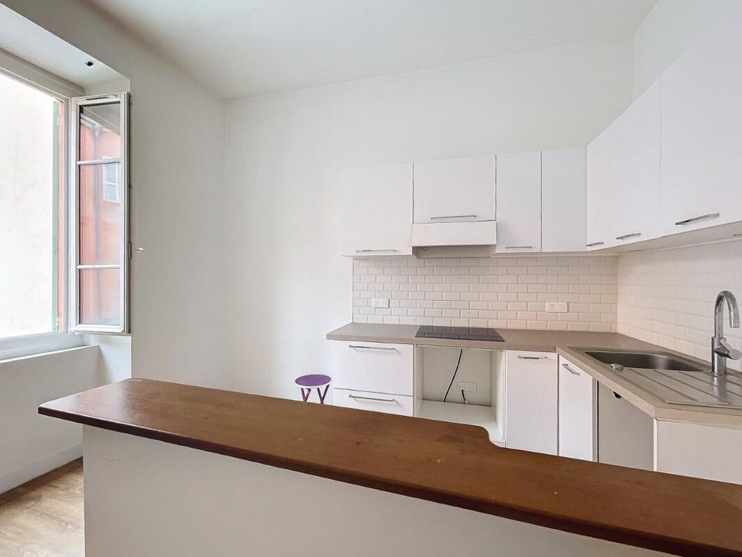 Appartement  T2 à louer Ajaccio 20000