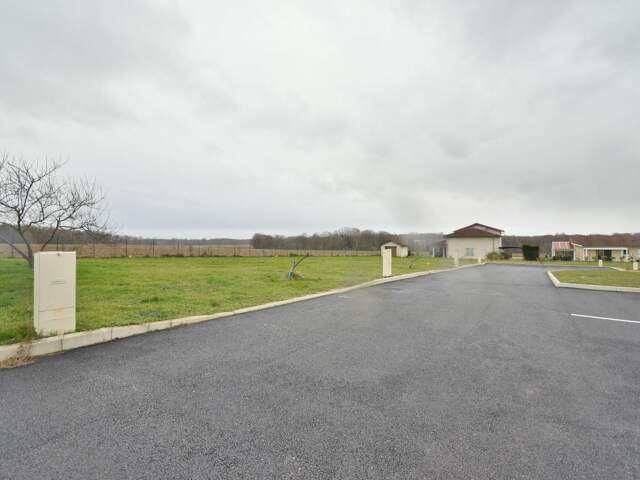 Terrain À Vendre — photo du bien